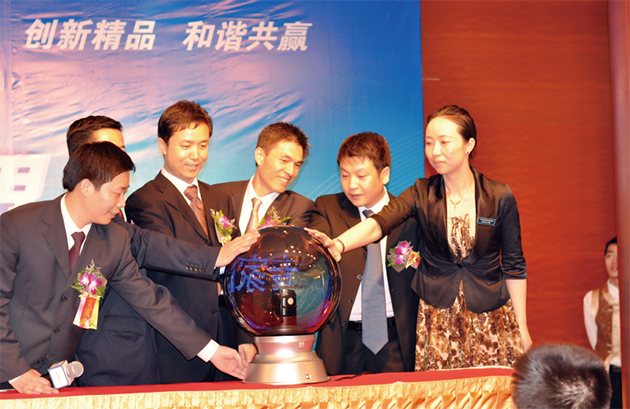 IP 카메라, Golden Tripod Award 및 Top 10 혁신 제품 수상